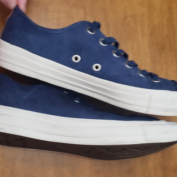 Converse All Star Blue Suede Like Sneakers M-7.5 / W-9.5 Red On Tongue And Back - Picture 6 of 9